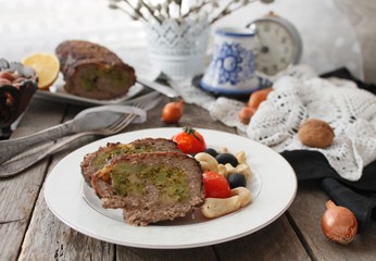 Meatloaf with broccoli and cheese