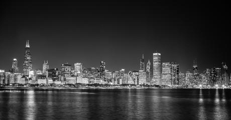Fototapeta na wymiar Big city skyline on water at night