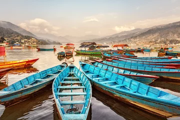 Foto auf Alu-Dibond Boote auf dem Fewa-See, Pokhara, Nepal © Ingo Bartussek