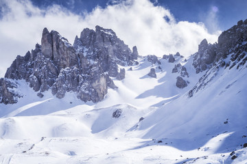 Fototapeta na wymiar Winterlandschaft in den Alpen, Axamer Lizum