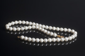 Pearl necklace accessory 