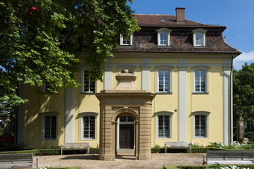 Schießhaus mit Sandsteinpavillon in Heilbronn