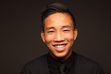 Obraz premium Happy asian man