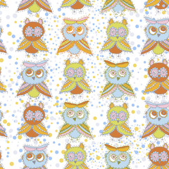 Seamless pattern Cute characters Cartoon owls and owlets birds sketch doodle beige orange blue green red isolated on white background. Vector