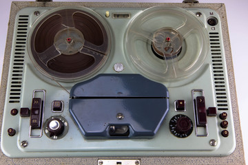 Alter Tonbandkoffer, 60er Jahre