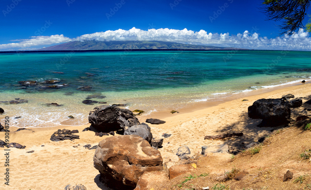 Sticker Blick nach Molokai von Kaanapali Beach auf Maui, Hawaii, USA.