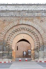 Altes Tor zum alten Medina-Viertel in Marrakesch © Savvapanf Photo ©