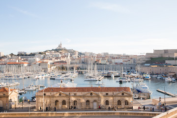 Fototapeta na wymiar Marseille et son port