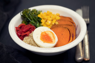 vegetables bowl with boiled egg