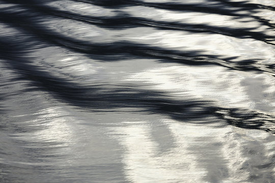 onde di mare argento
