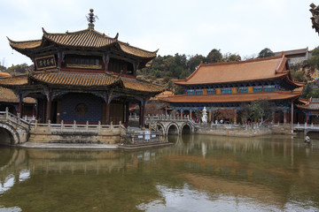 Fototapeta premium Yuan tong temple in Kunming China
