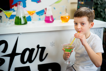 Bar in trampoline center
