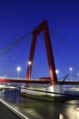 Obraz premium Red bridge Rotterdam city