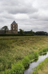 Tower Montfort castle
