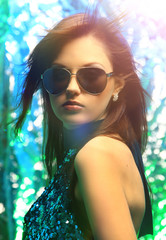 closeup. stylish young woman in sunglasses