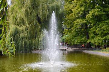 Naklejka premium Novi Sad, Serbia September 28, 2013: Danube park and fountain in the lake
