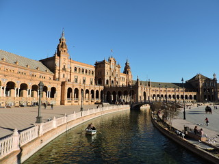 Naklejka premium La monumental Plaza España de Sevilla, España