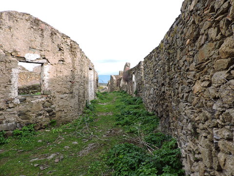 Paseando por las ruinas de Granadilla, Antiguo se&ntilde;or&iacute;o granadino, C&aacute;ceres, Espa&ntilde;a