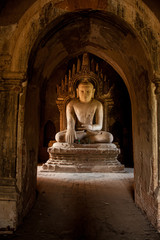 Buddha statue - Temple - Myanmar