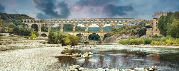 Papier Peint photo Pont du Gard Ancient Pont du Gard roman aqueduct. France, Provence
