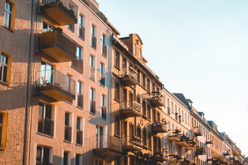 Obraz premium some houses in eve sunlight with hard shadows