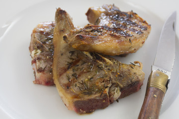 côtes d'agneau