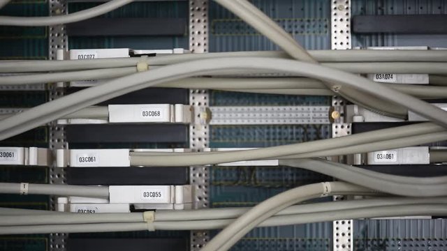 Cabling in telecommunication exchange system, patch panel