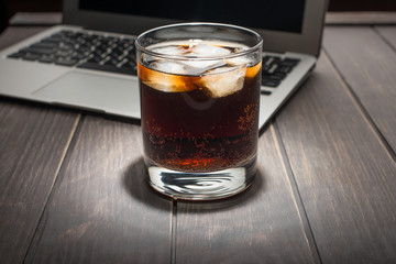 cola with ice