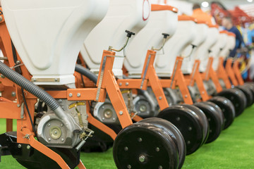 Precision inline seeder. A row seeder. Seed drill. Fragment.