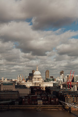 Obraz premium London cathedral in sun