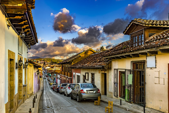 Mexico. San Cristobal de las Casas  (state of Chiapas). Spanish colonial style with narrow cobblestone streets and facades of the buildings painted in various colors