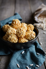Puffed rice balls with caramel