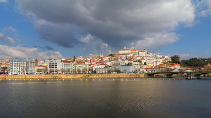 Fototapeta premium Coimbra city and Mondego river