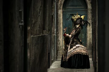 Foto op Canvas Prachtig kostuum op het carnaval in Venetië © pixelleo