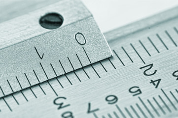 dial vernier calipers