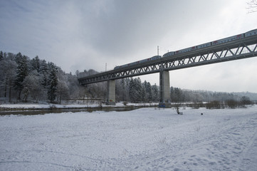 Gro&szlig;hesseloher Br&uuml;cke