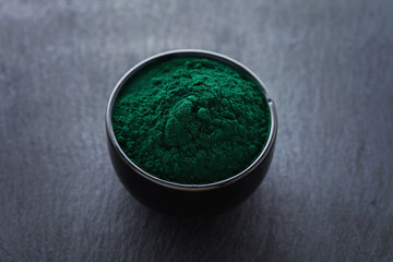 spirulina natural medicine