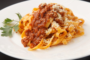 フィットチィーネミートソーソース