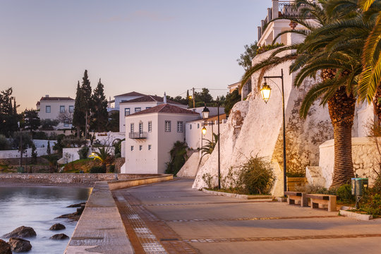Fototapeta Morning view of traditional architecture in Spetses seafront, Greece.   