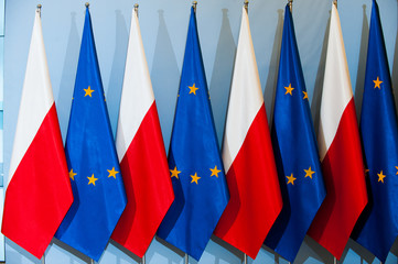 flagi Polski Unii Europejskiej © FOTOWAWA