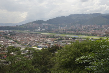 Fototapeta na wymiar Medellin - Mirador Oriente