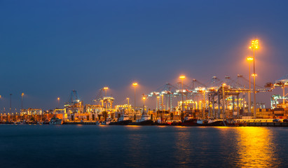 Fototapeta na wymiar Industrial port of Algeciras in twilight