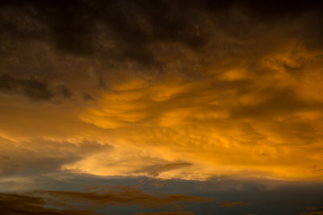 Fototapeta na wymiar beautiful Cloudy sunset sky