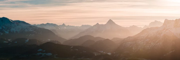 Papier Peint photo Lavable Panoramique Panorama avec les Alpes Watzmann et Berchtesgaden à la lumière du soleil