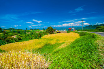 Obraz premium This nagari is located on the slope of Mount Marapi at an altitude of 500-700 meters above sea level.