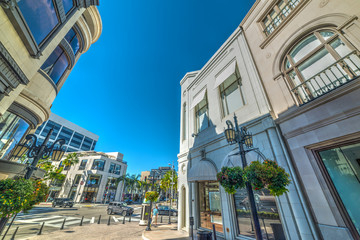 Fototapeta premium Eleganckie budynki przy Rodeo Drive