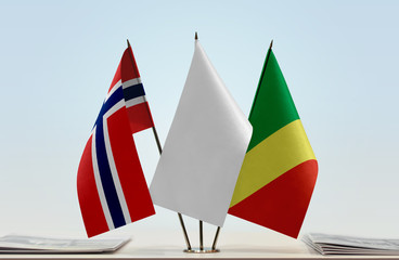 Flags of Norway and Republic of the Congo with a white flag in the middle