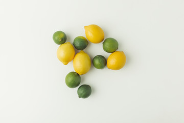 Obraz na płótnie Canvas Ripe citrus fruits isolated on white background