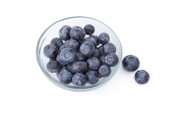 Blaubeeren im Glasschälchen