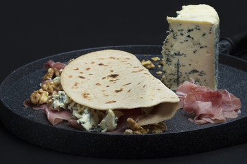 street food on black grid